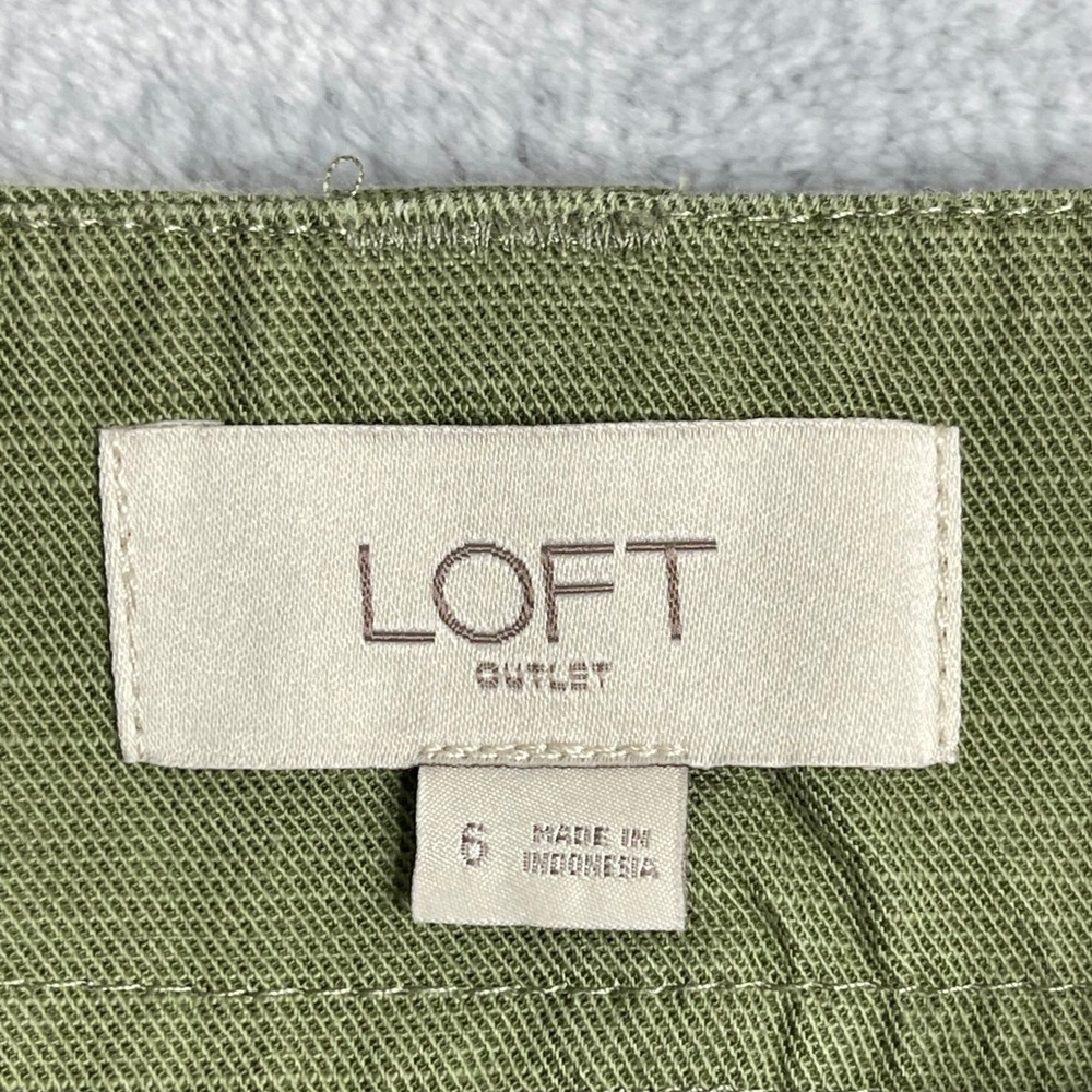 Loft Outlet High Rise Shorts Womens 6 Green Chino Preppy Casual Minimalist - Picture 3 of 9